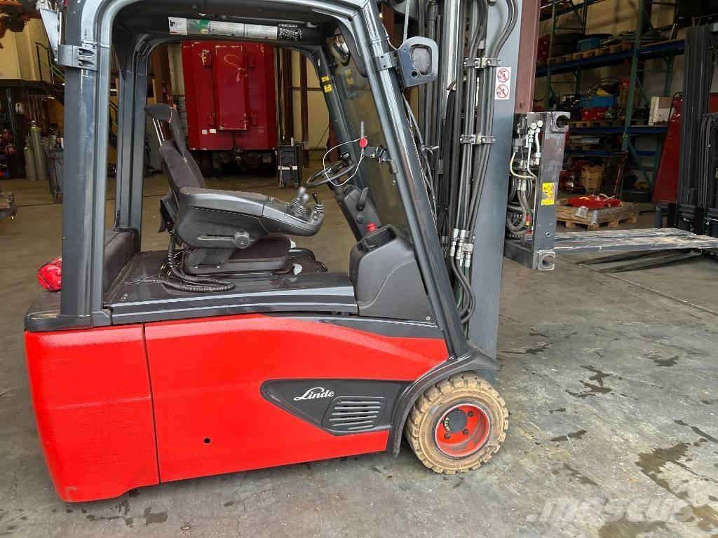 Linde e18l-02 Stivuitor electric