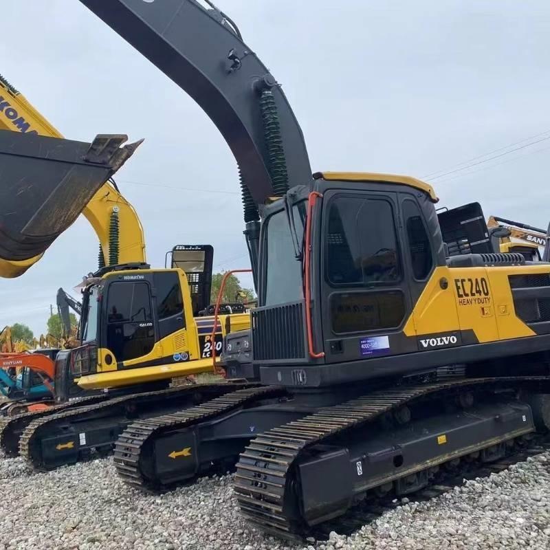 Volvo EC 240 Excavatoare pe șenile
