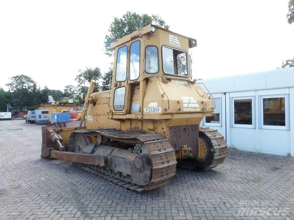 Fiat-Allis FD 20 Buldozere pe senile
