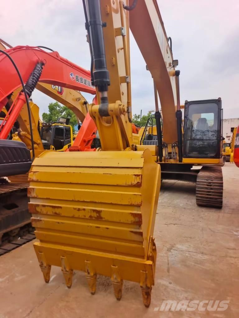 CAT 323 GC Excavatoare pe șenile
