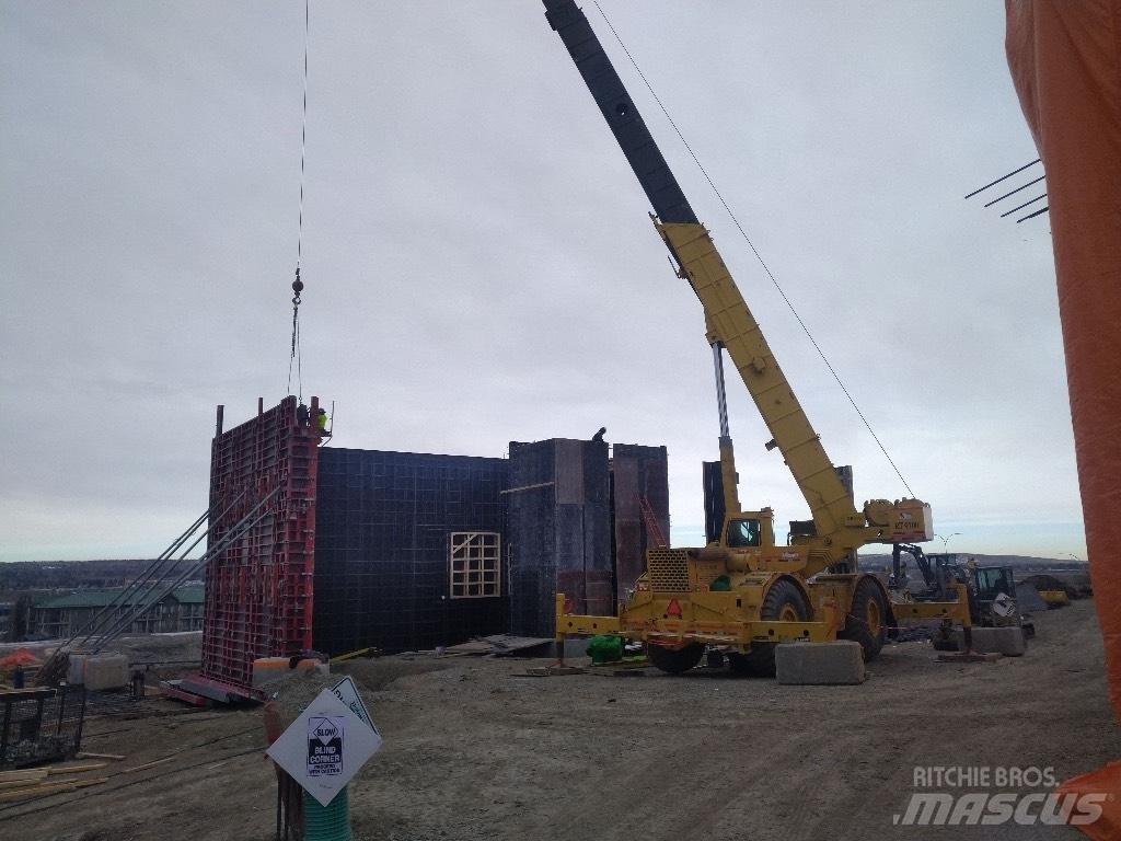 Grove RT 9100 Macara teren accidentat