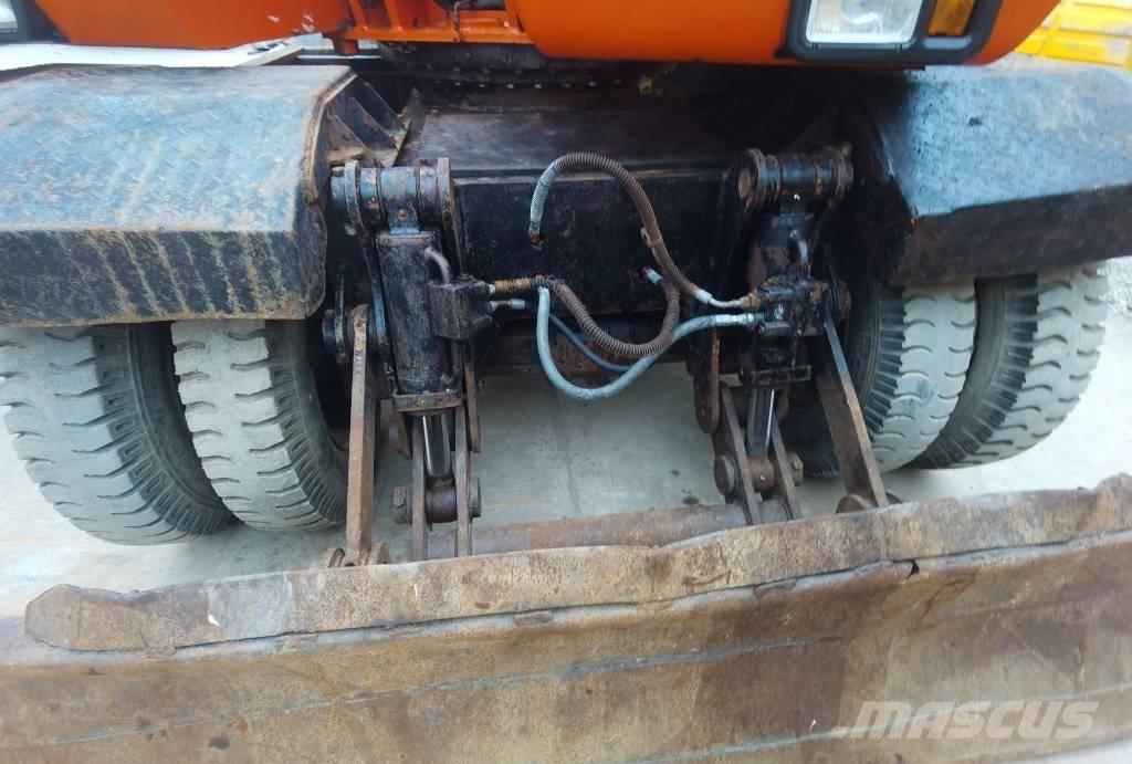 Doosan DH 150 W-7 Excavatoare cu roti