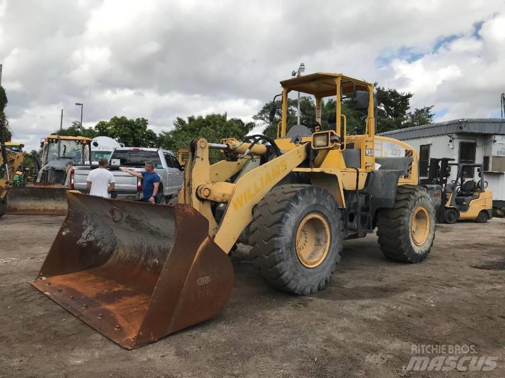 Komatsu WA320-5 Incarcator pe pneuri