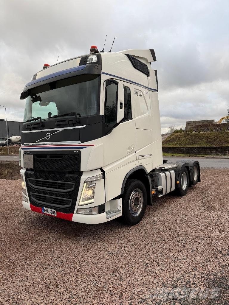 Volvo FH13 6x2 Autotractoare