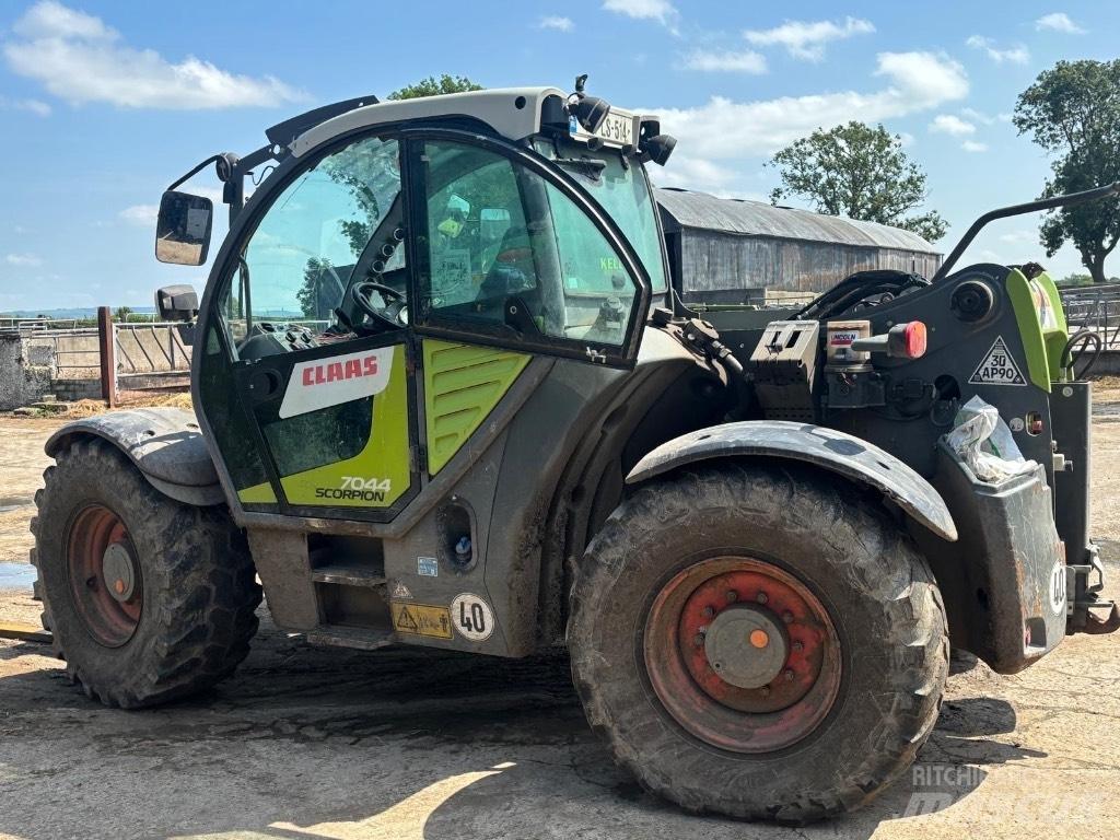 CLAAS Scorpion 7044 Manipulatoare agricole