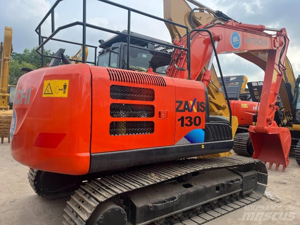Hitachi ZX 130 Excavatoare pe șenile
