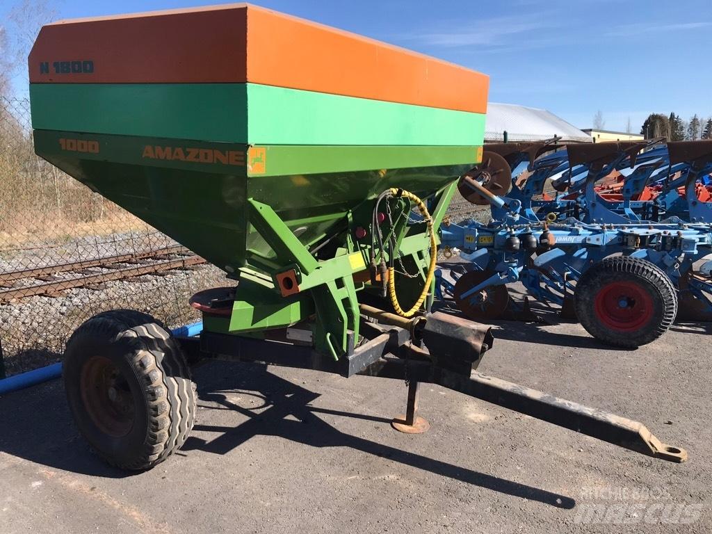 Amazone ZA-M 1800 Împrastierea mineralelor
