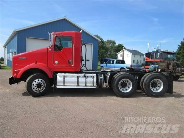 Kenworth T800 Autotractoare