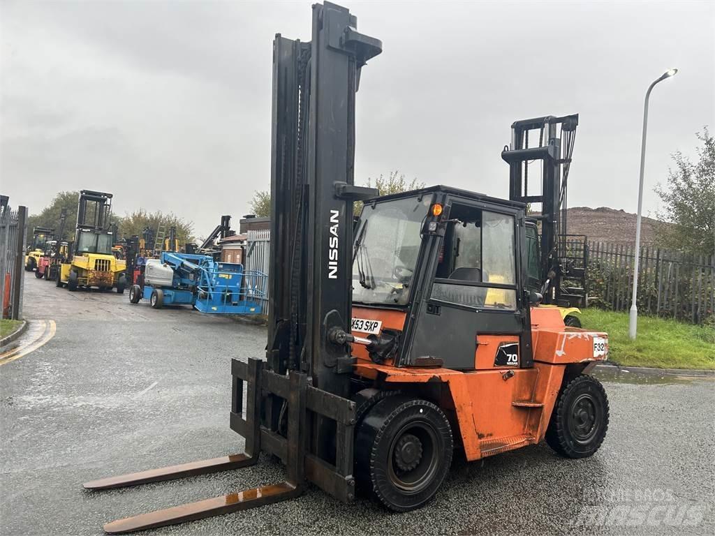 Nissan 20ZVF05H70U Stivuitor diesel