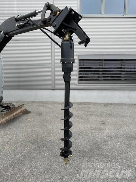  Capro EA2500 Perforatoare