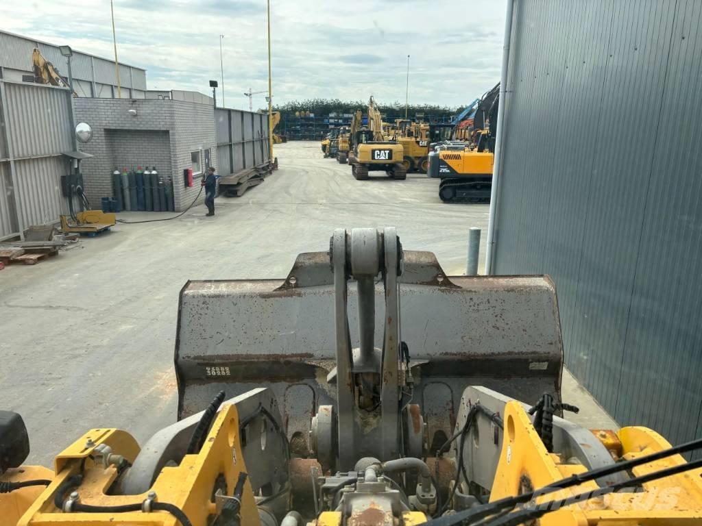 Volvo L120E Incarcator pe pneuri