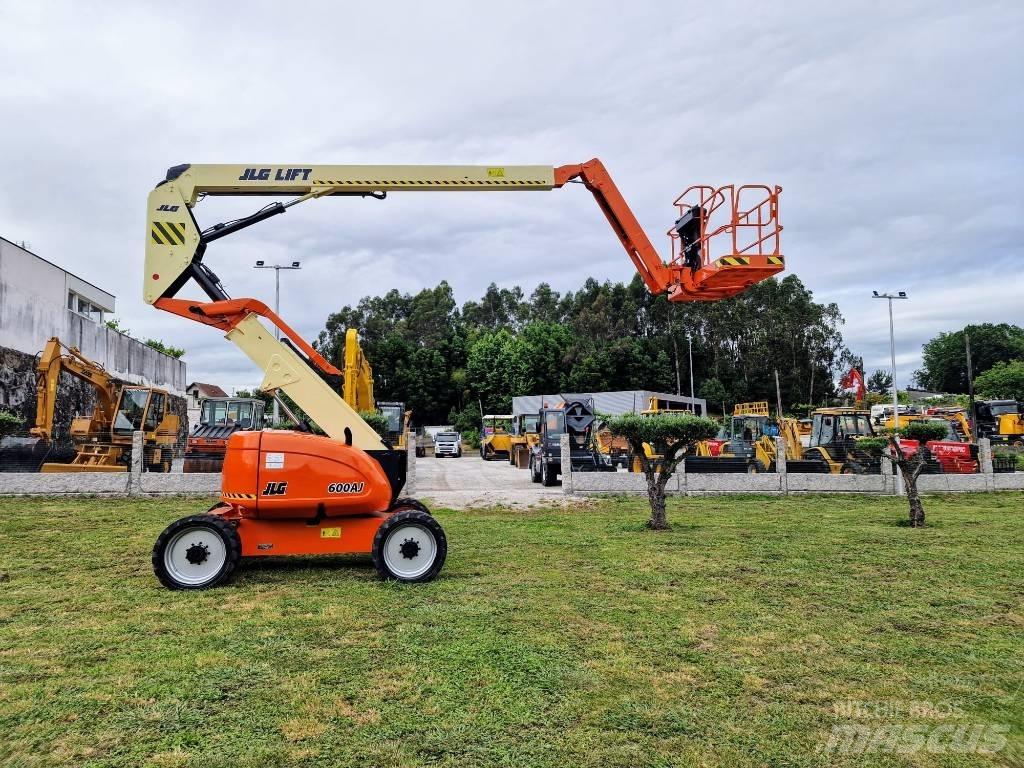 JLG 600 AJ Nacele cu brat articulat