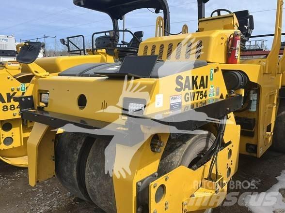 Sakai GW754 Cilindri compactori cu roti