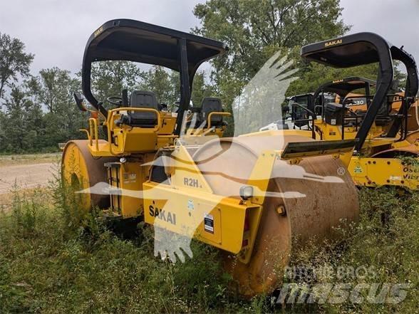 Sakai R2H-4 Compactoare monocilindrice