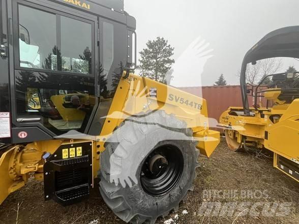 Sakai SV544T Compactoare monocilindrice