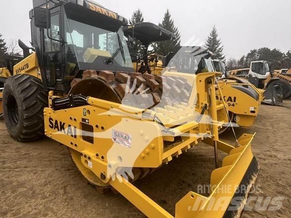 Sakai SV544T Compactoare monocilindrice