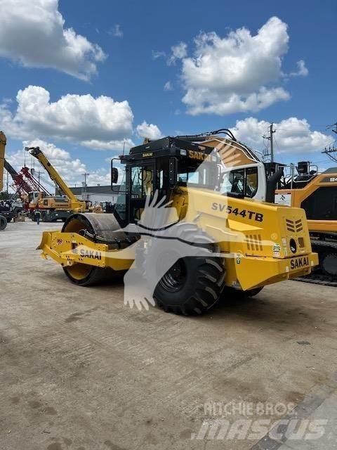 Sakai SV544TB Compactoare monocilindrice