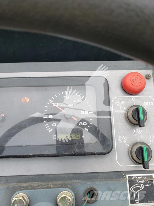 Sakai SW300-1 Compactoare monocilindrice