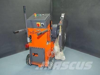 Husqvarna FS1200 Utilaje construcții - Altele