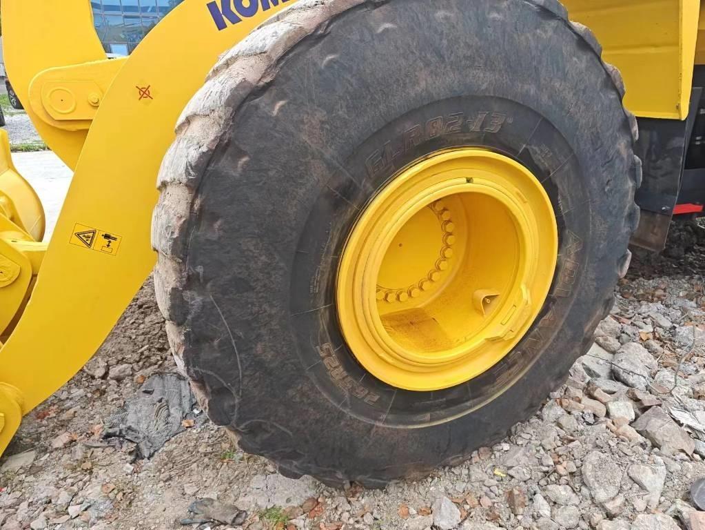 Komatsu WA 470-6 Incarcator pe pneuri