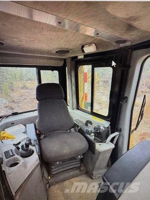 CAT D 6 T Buldozere pe senile