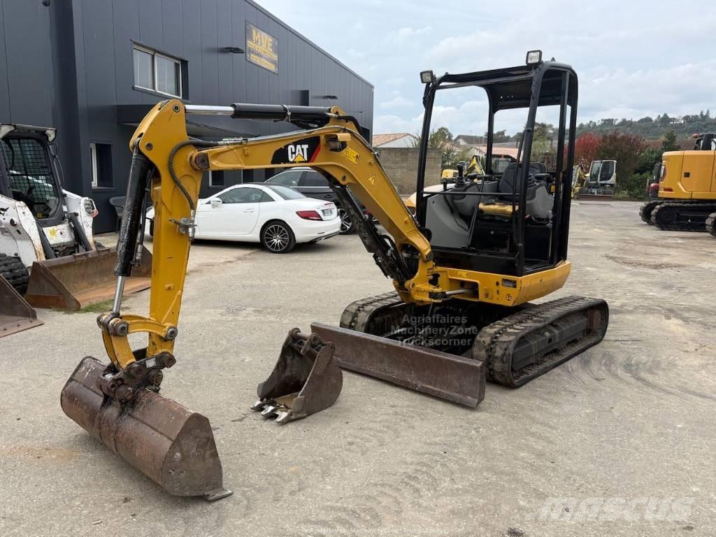 CAT 302.7 CR Mini excavatoare < 7t