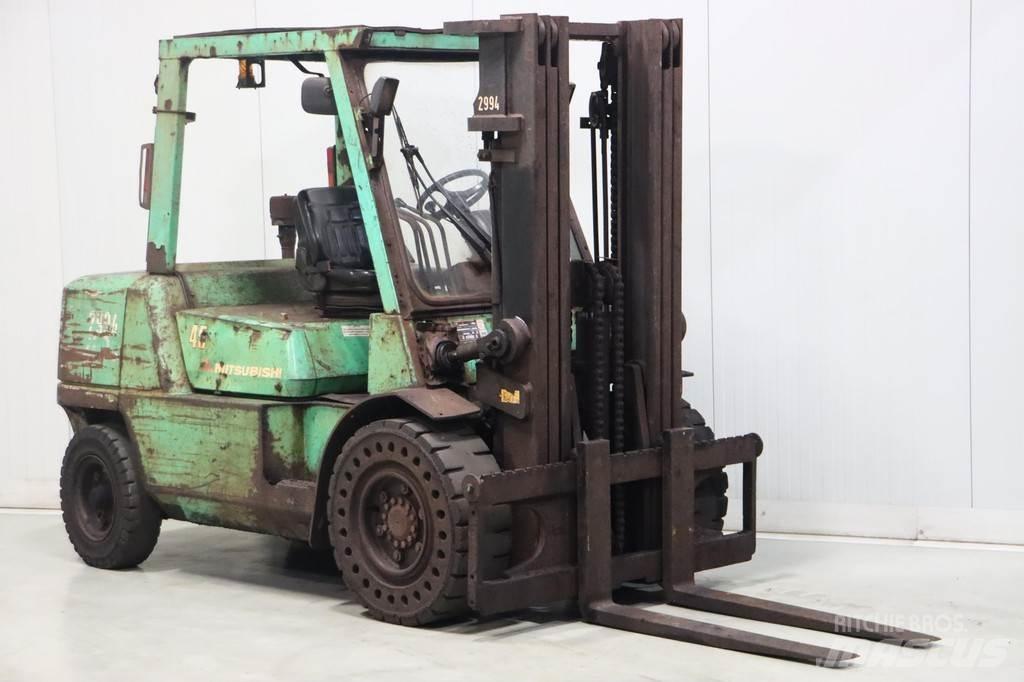 Mitsubishi FD45K2 Stivuitor diesel
