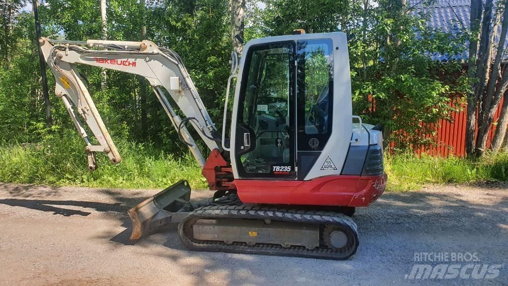 Takeuchi TB235 Mini excavatoare < 7t