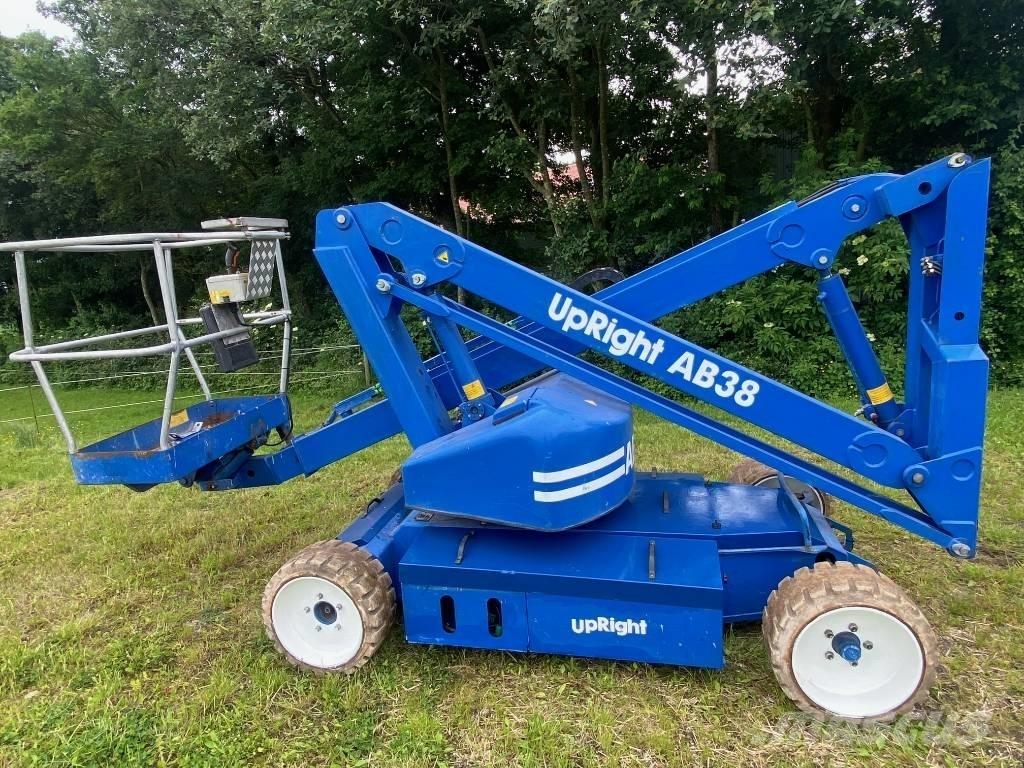UpRight AB38N Nacele cu brat articulat