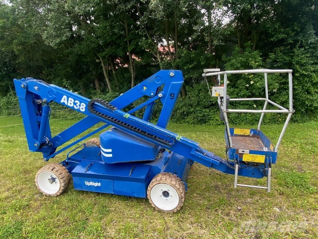 UpRight AB38N Nacele cu brat articulat