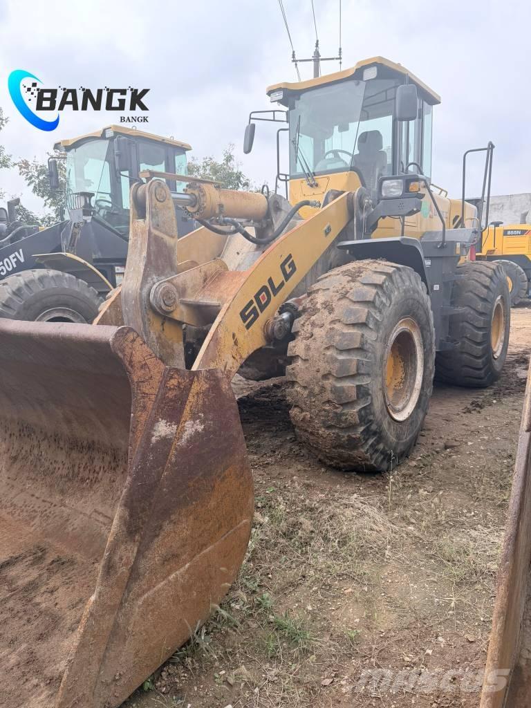 SDLG L 953 Incarcator pe pneuri