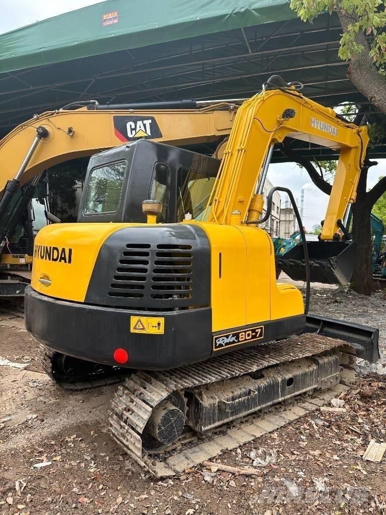 Hyundai 80-7 Excavatoare pe șenile
