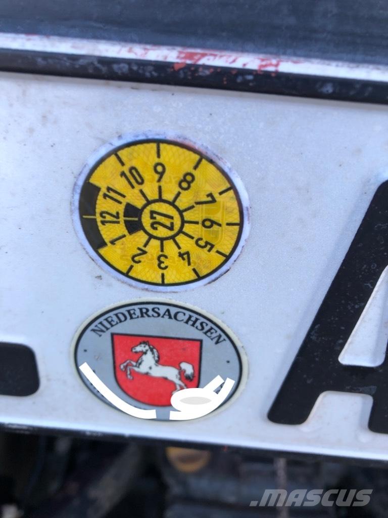 Shibaura ST 330 HST Tractoare compacte