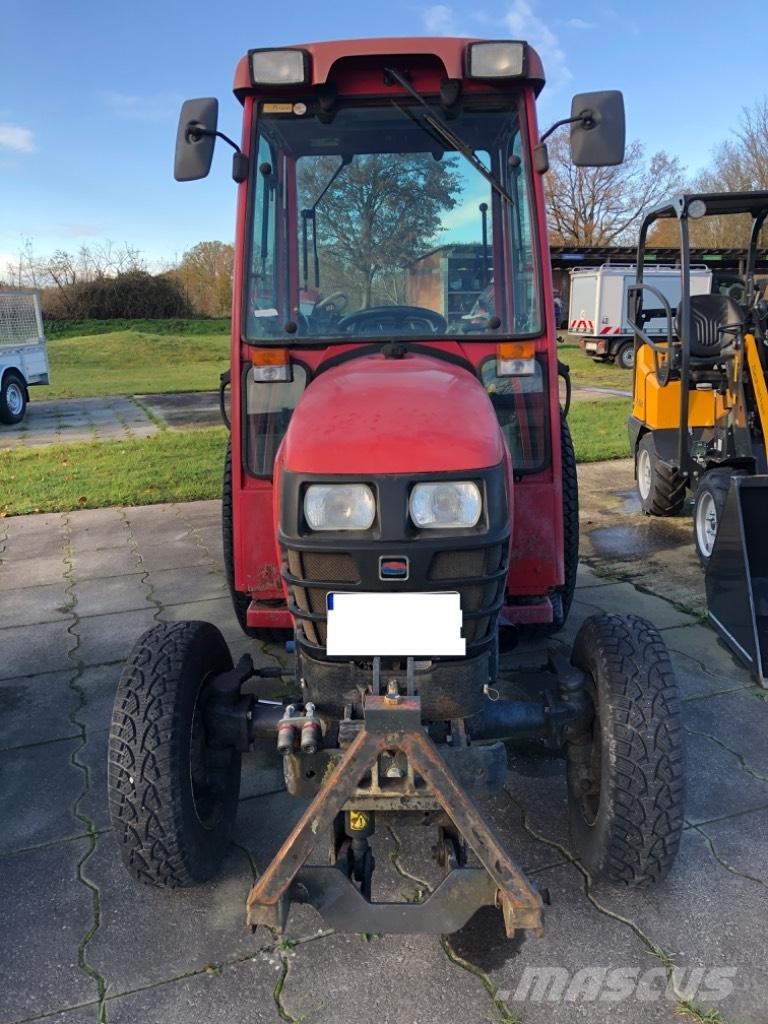 Shibaura ST 330 HST Tractoare compacte