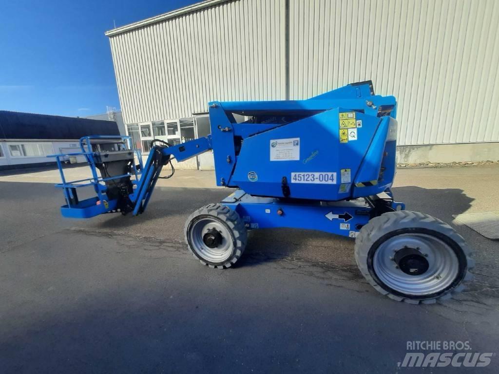 JLG H 340 AJ Nacele cu brat articulat
