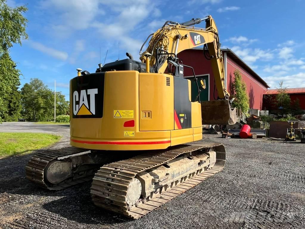 CAT 325 Excavatoare pe șenile
