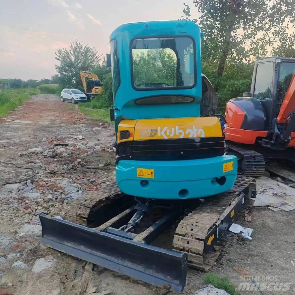 Kubota KX 135 Excavatoare pe șenile

