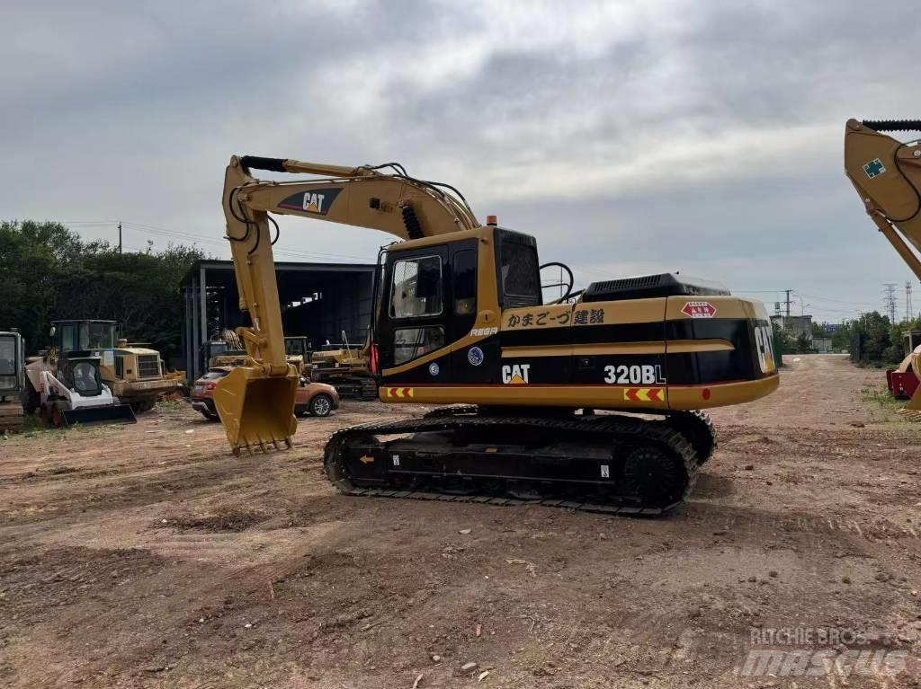 CAT 320 B L Excavatoare pe șenile
