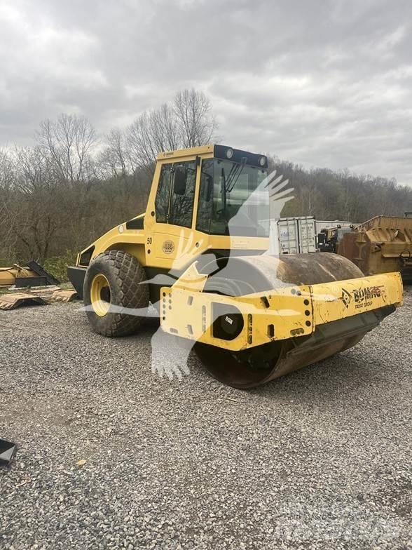 Bomag BW213D-4 Compactoare monocilindrice