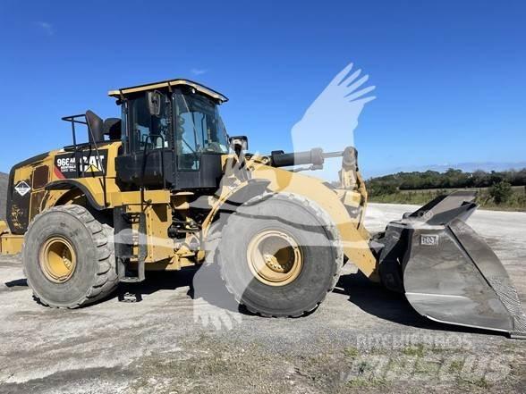 CAT 966M Incarcator pe pneuri