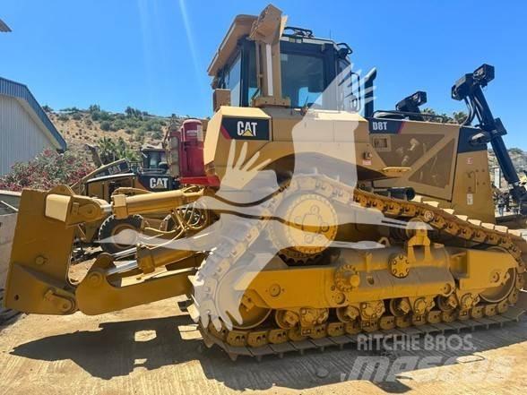 CAT D8T Buldozere pe senile