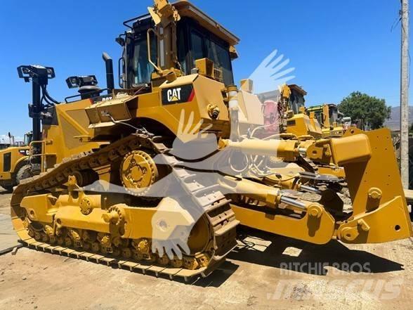 CAT D8T Buldozere pe senile