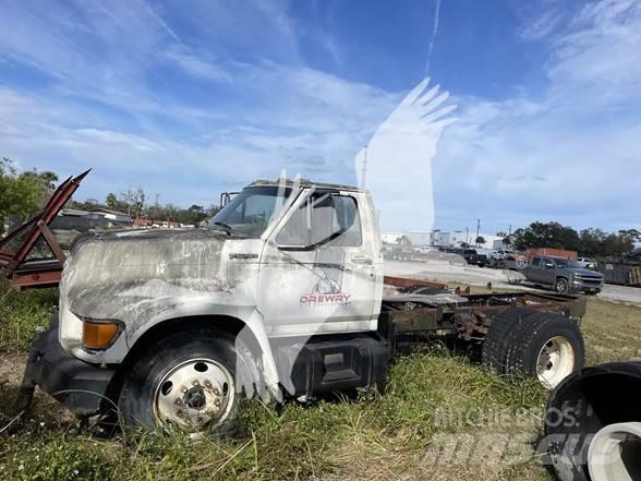 Ford F800 Camion cabina sasiu