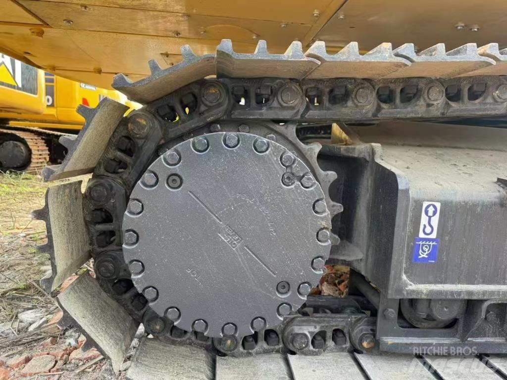 Komatsu 360-7 Excavatoare pe șenile
