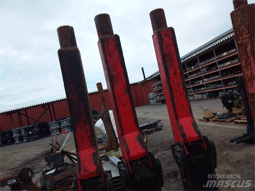 Komatsu 895 Alte componente