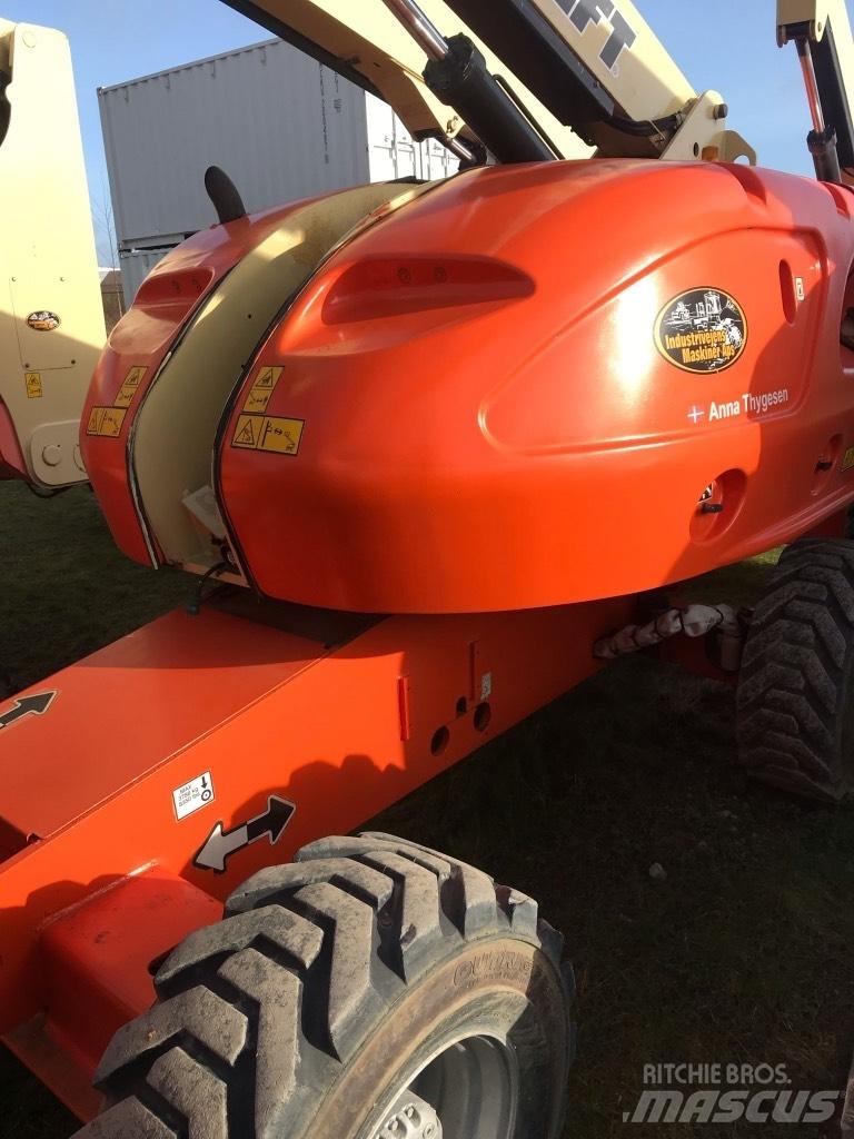 JLG 460 SJ Nacele cu brat telescopic