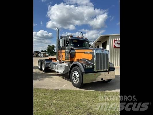 Kenworth W 900 Autotractoare