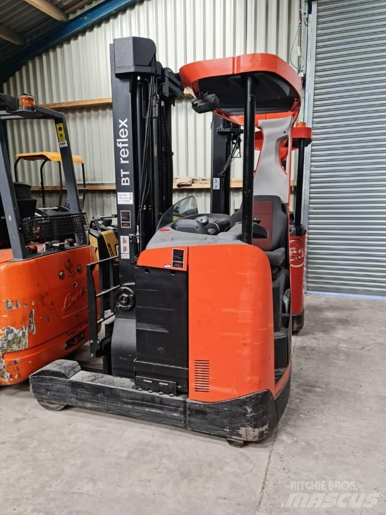 BT Rolatruc RRE160 Stivuitor cu catarg retractabil