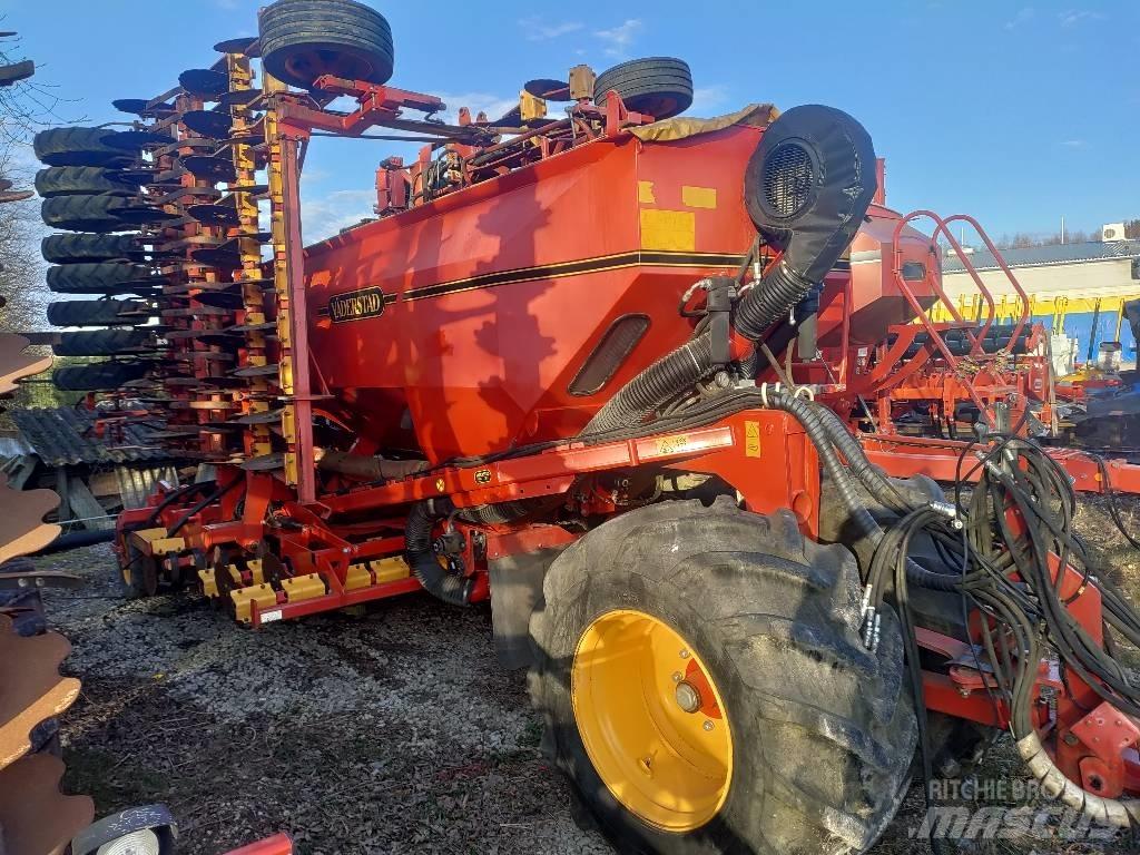 Väderstad Rapid 800J Perforatoare