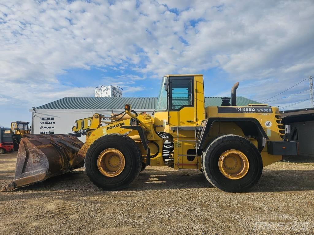 Komatsu WA 380-3H Incarcator pe pneuri
